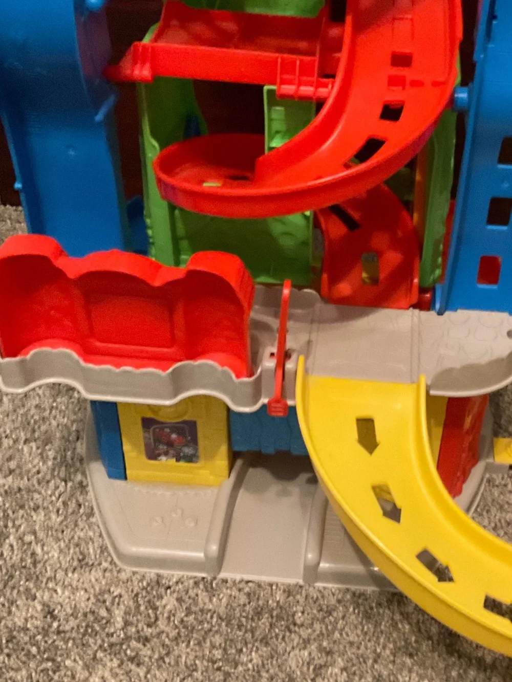 Fisher-Price Little People Wheelies Stand ’n Play Rampway Parking Garage Playset